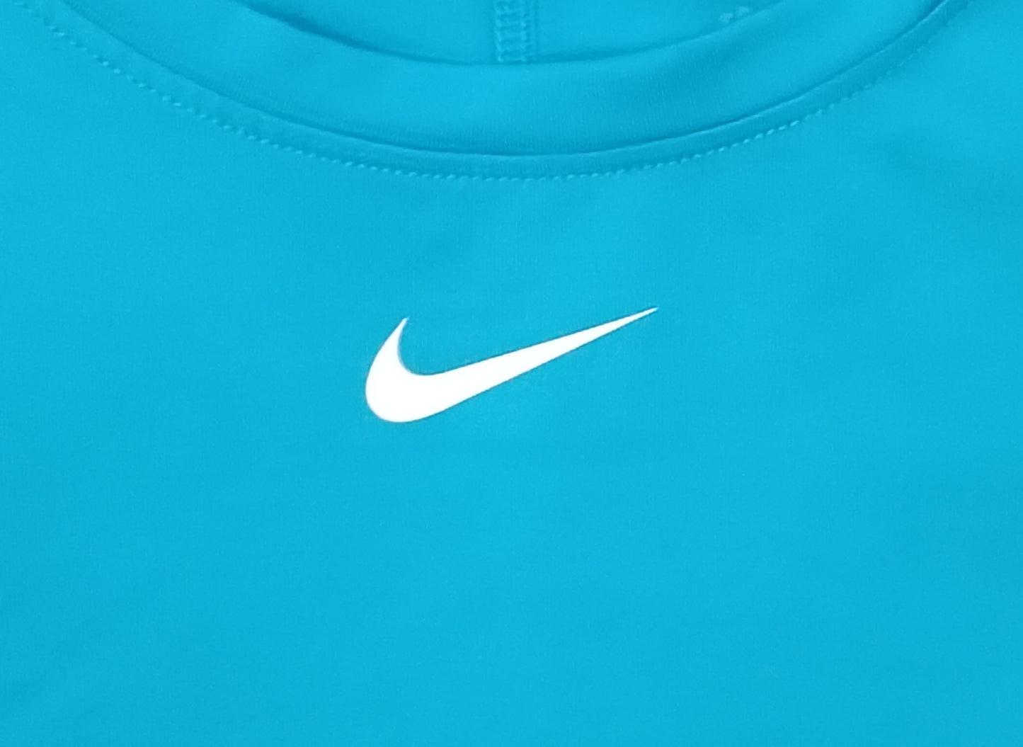 (ДАМСКО) (S) Nike DRI-FIT тениска