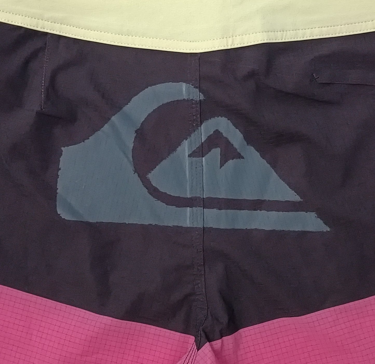 (S) Quiksilver Shorts шорти, бански