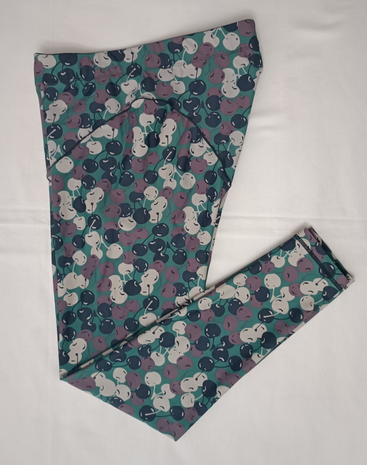 (ДАМСКО) (M) Adam Selman Cherry Bra + Tights екип (потник и клин)