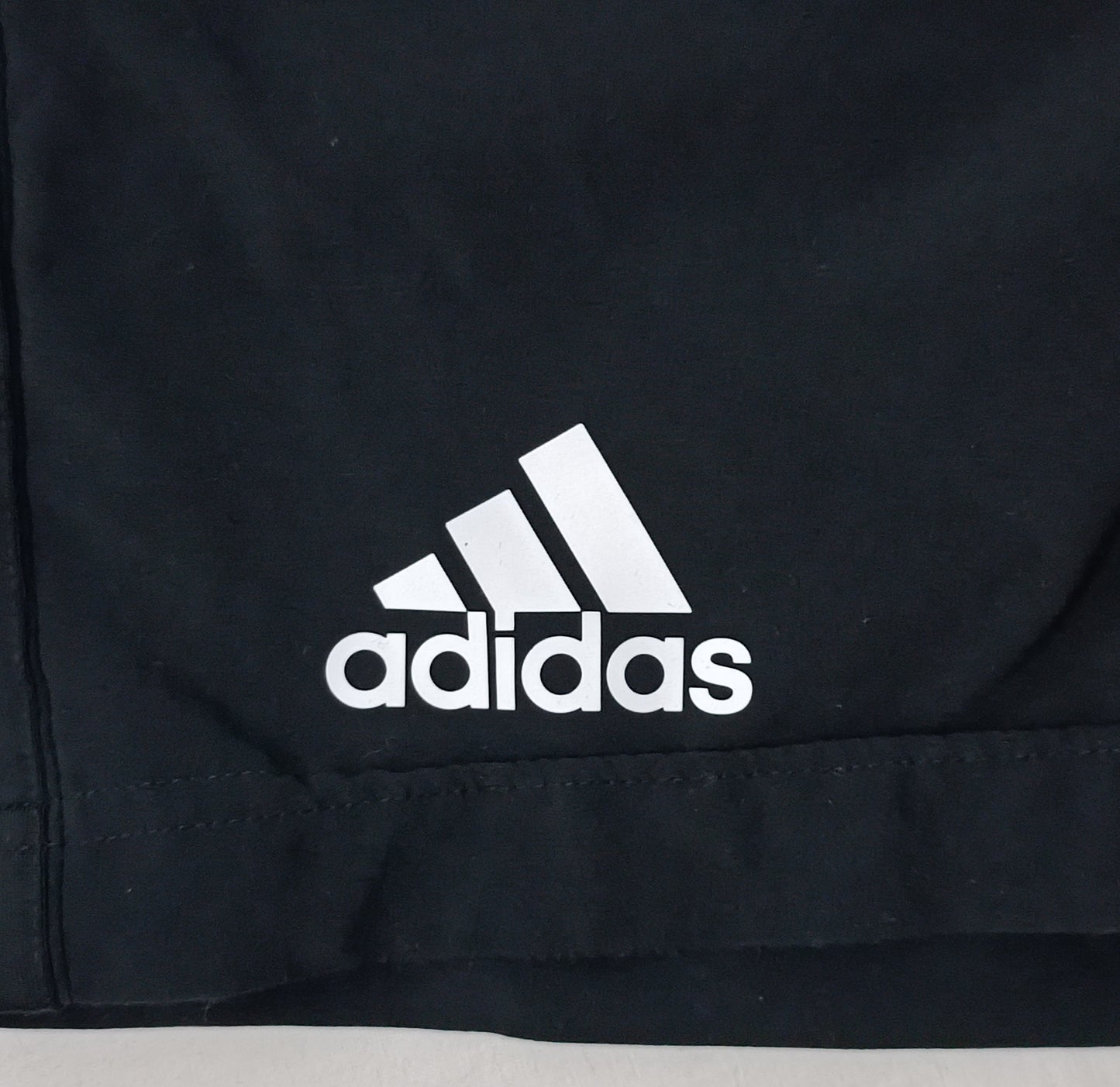 (L) Adidas Shorts шорти