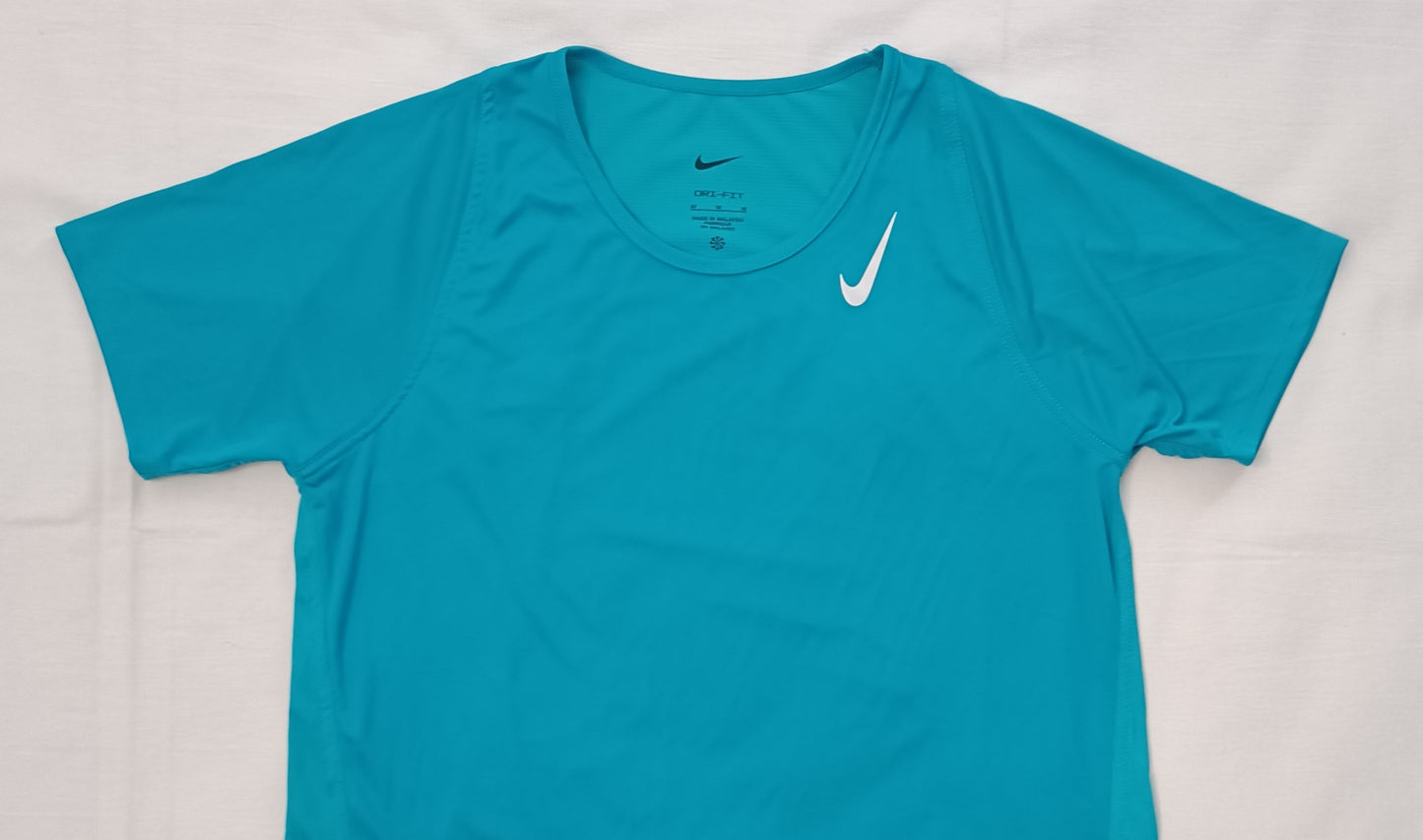 (ДАМСКО) (M) Nike DRI-FIT Tee тениска