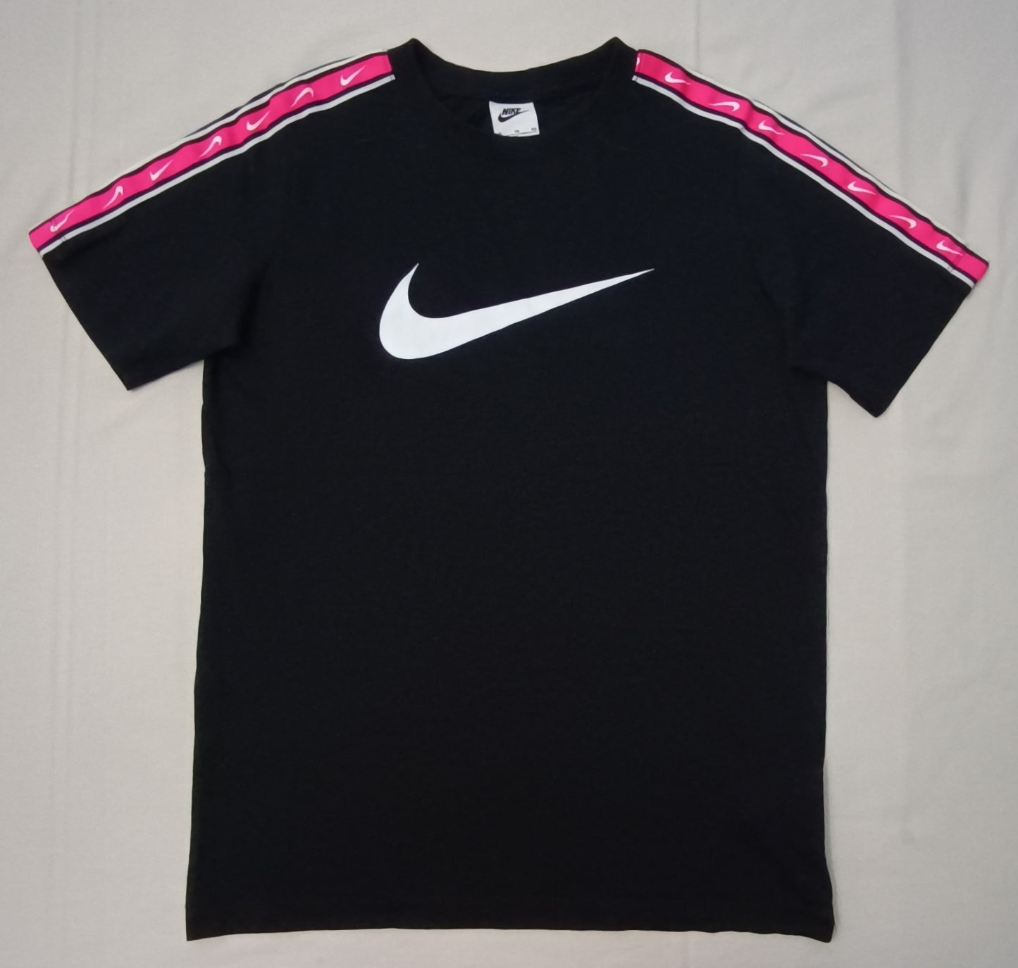 (ДЕТСКО) (Ръст 158-170см) Nike Sportswear Repeat Tee тениска