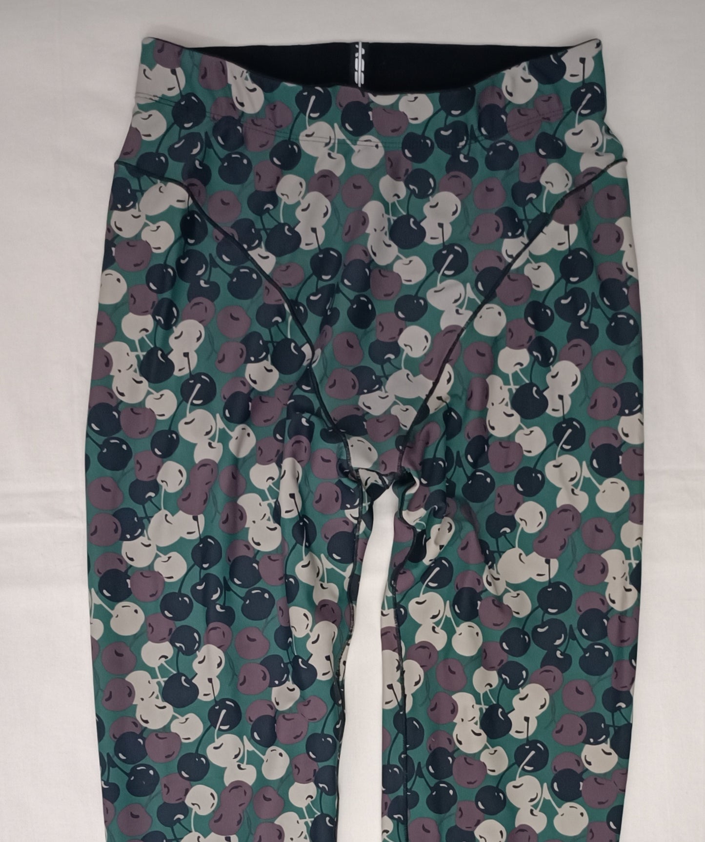 (ДАМСКО) (M) Adam Selman Cherry Bra + Tights екип (потник и клин)