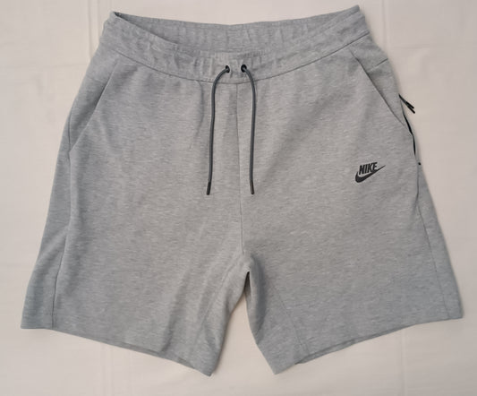 (L) Nike Tech Fleece Shorts шорти