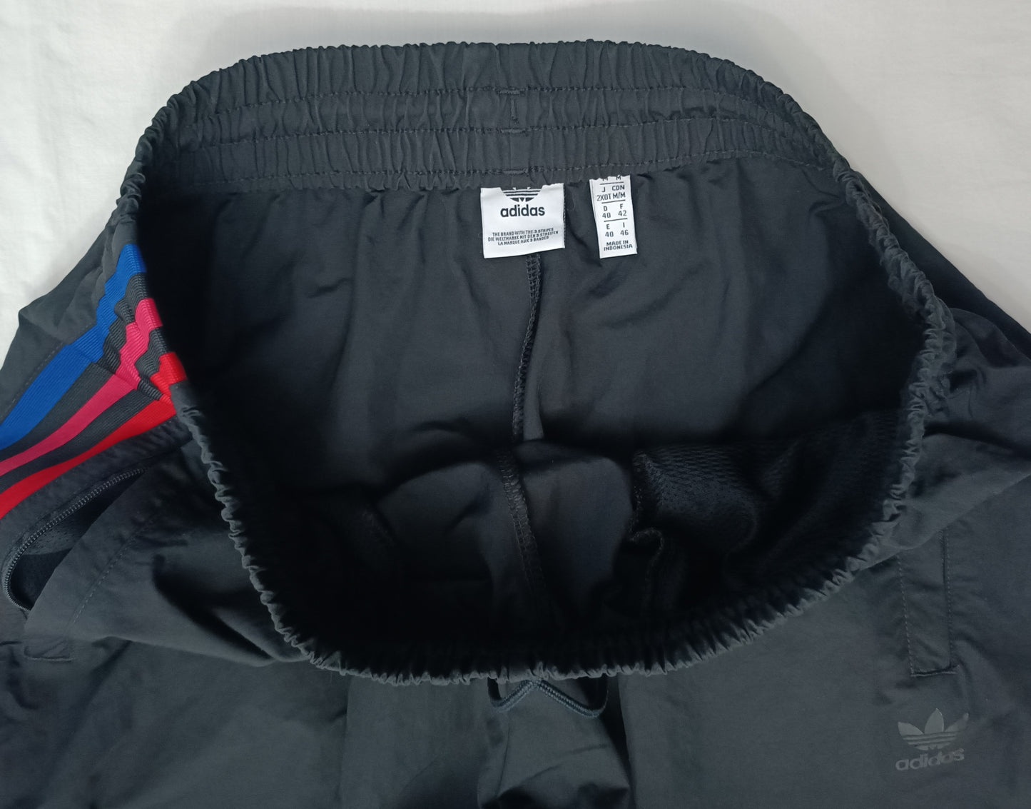 (ДАМСКО) (M) Adidas Originals Trefoil Woven Pants долнище