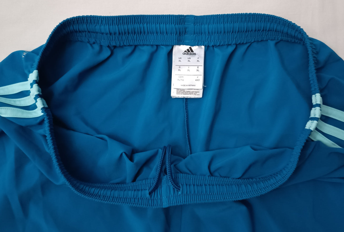 (XL) Adidas Shorts шорти