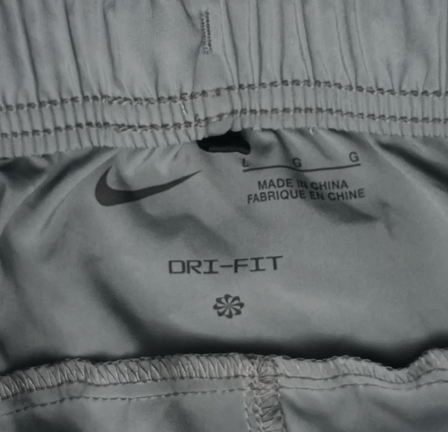 (L) Nike DRI-FIT Woven Pants долнище