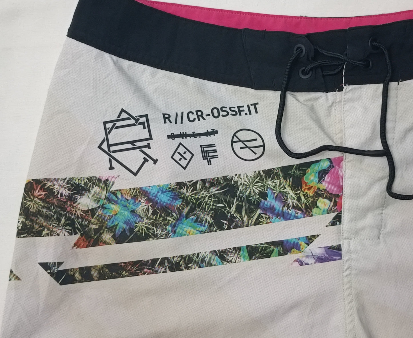 (L) Reebok Crossfit Shorts шорти