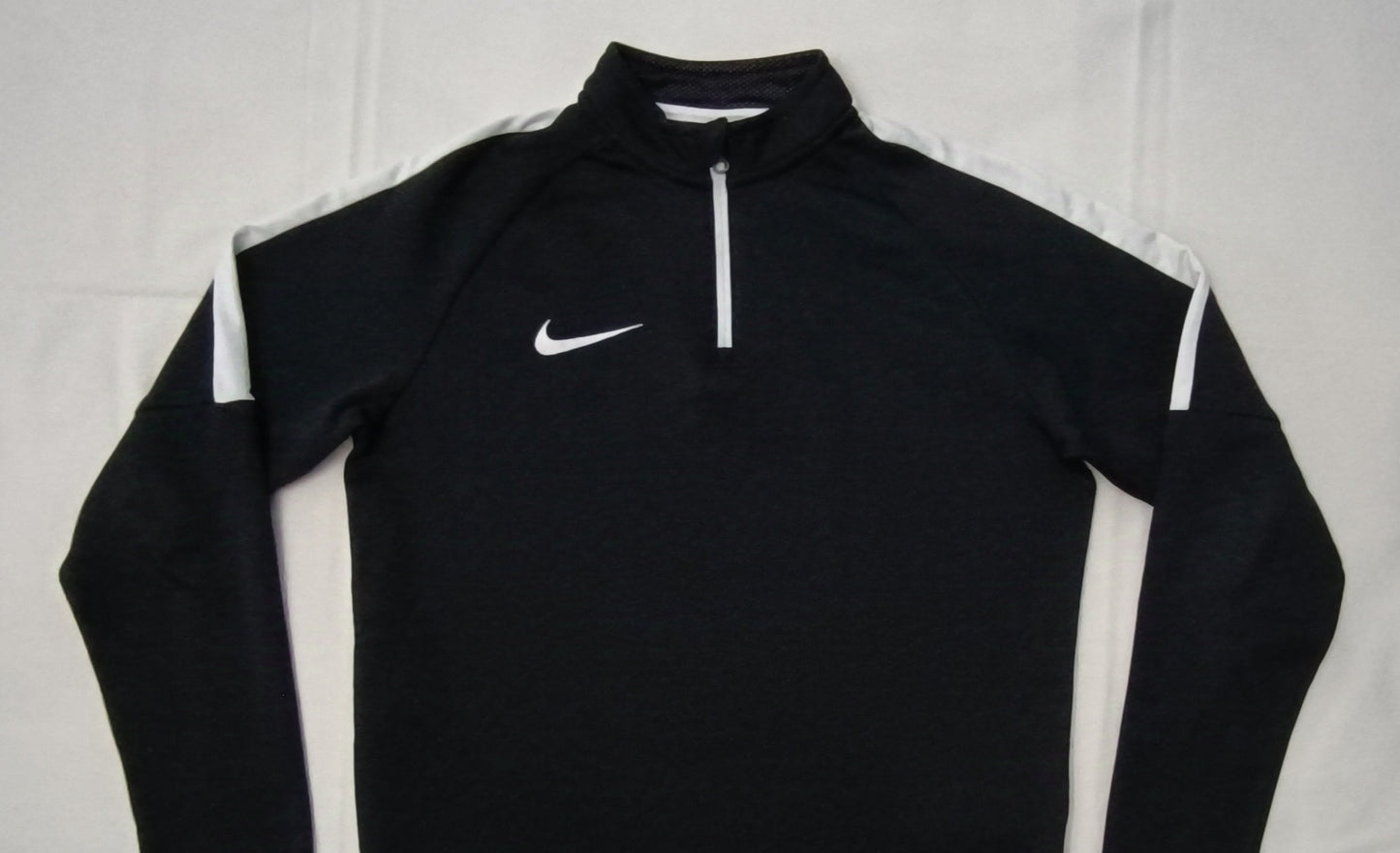 (ДЕТСКО) (Ръст 137-147см) Nike DRI-FIT Sweatshirt горнище