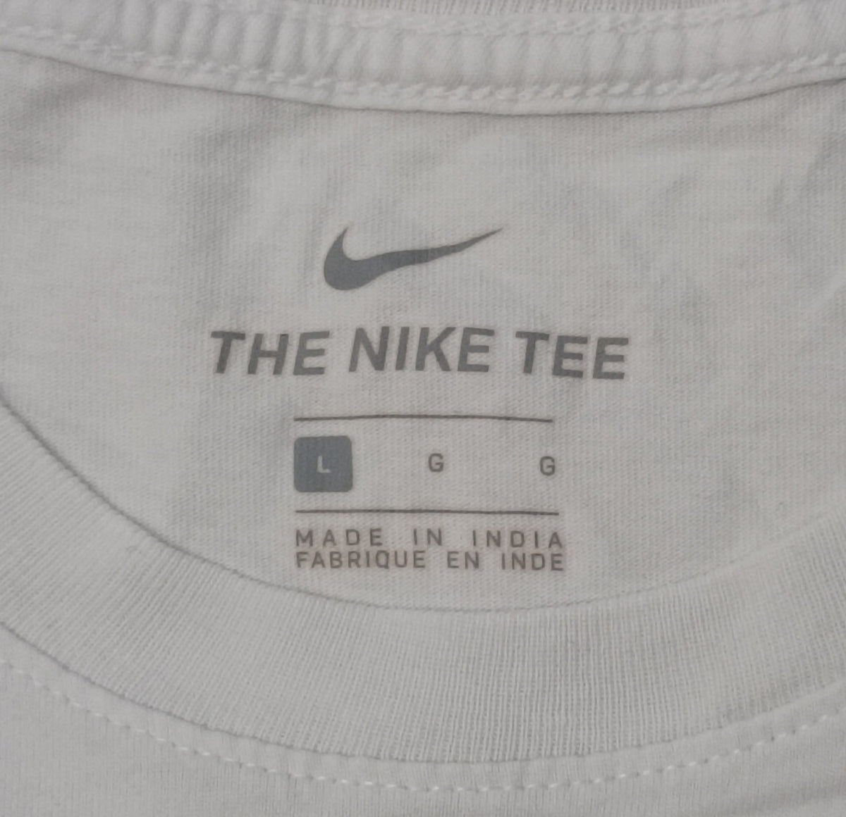 (L) Nike Sportswear Tee тениска