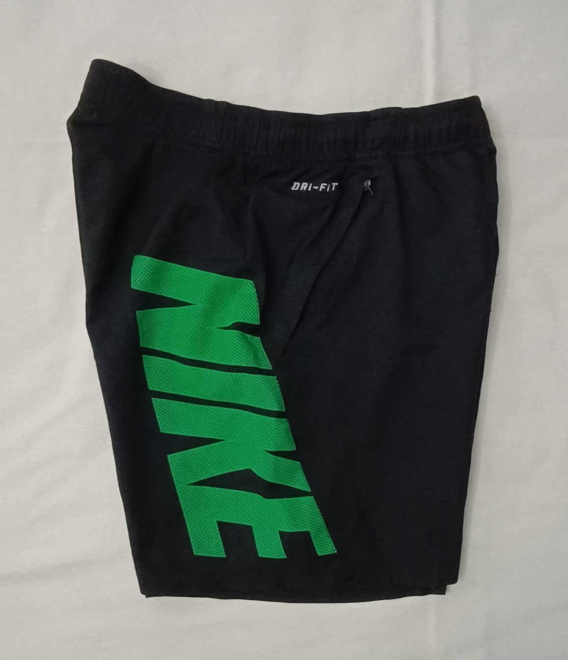 (ДЕТСКО) (Ръст 128-137см) Nike DRI-FIT Logo Shorts шорти