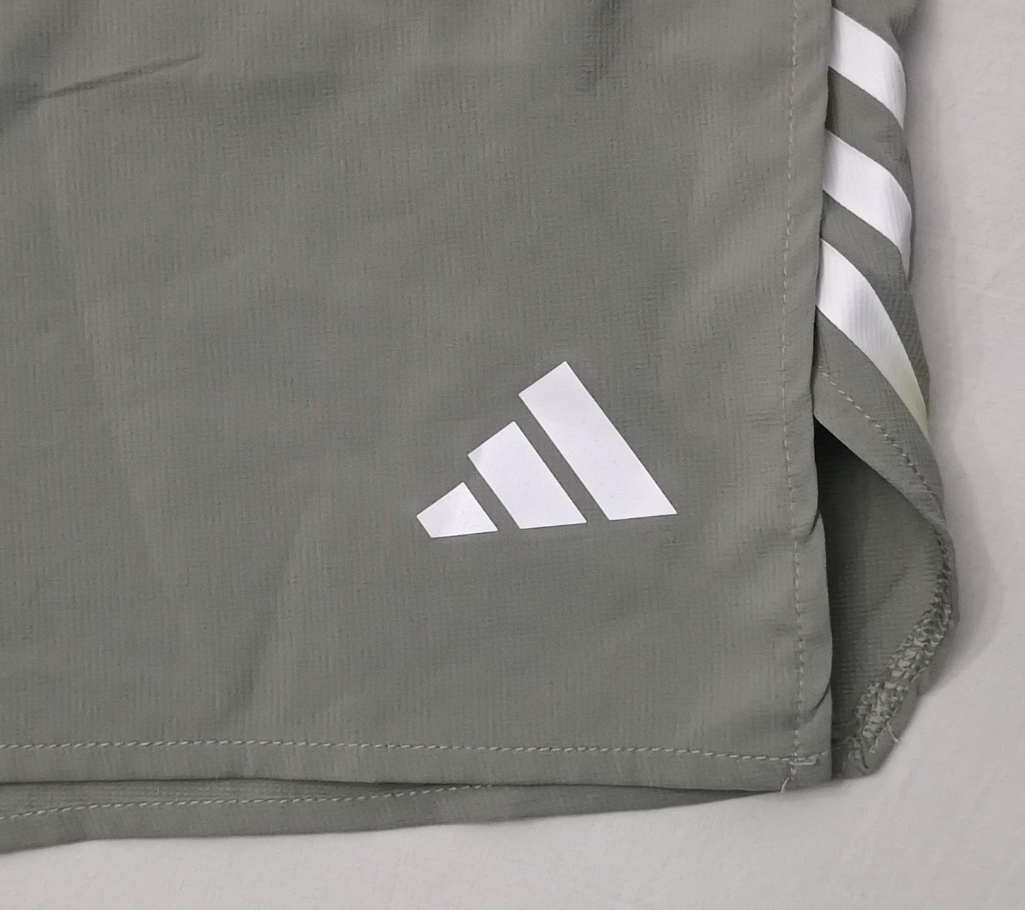 (XL) Adidas Icons 3 Stripes Training Shorts шорти