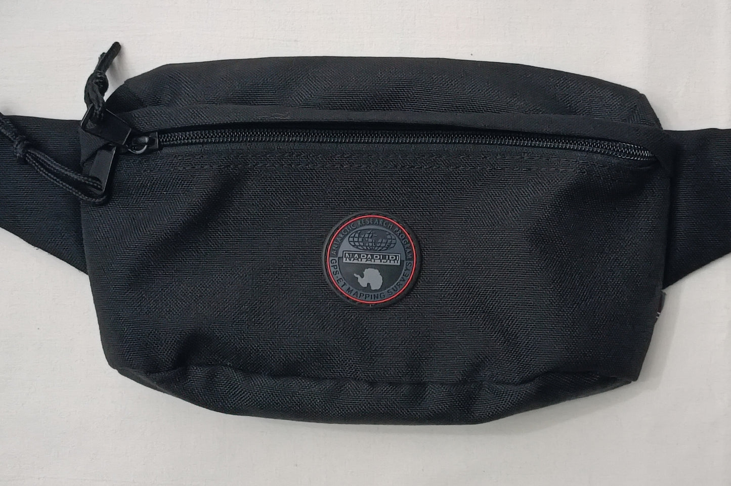 Napapijri чанта за кръст