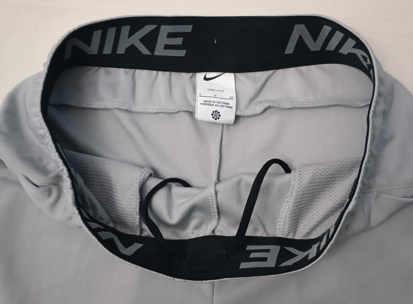 (S) Nike DRI-FIT Shorts шорти
