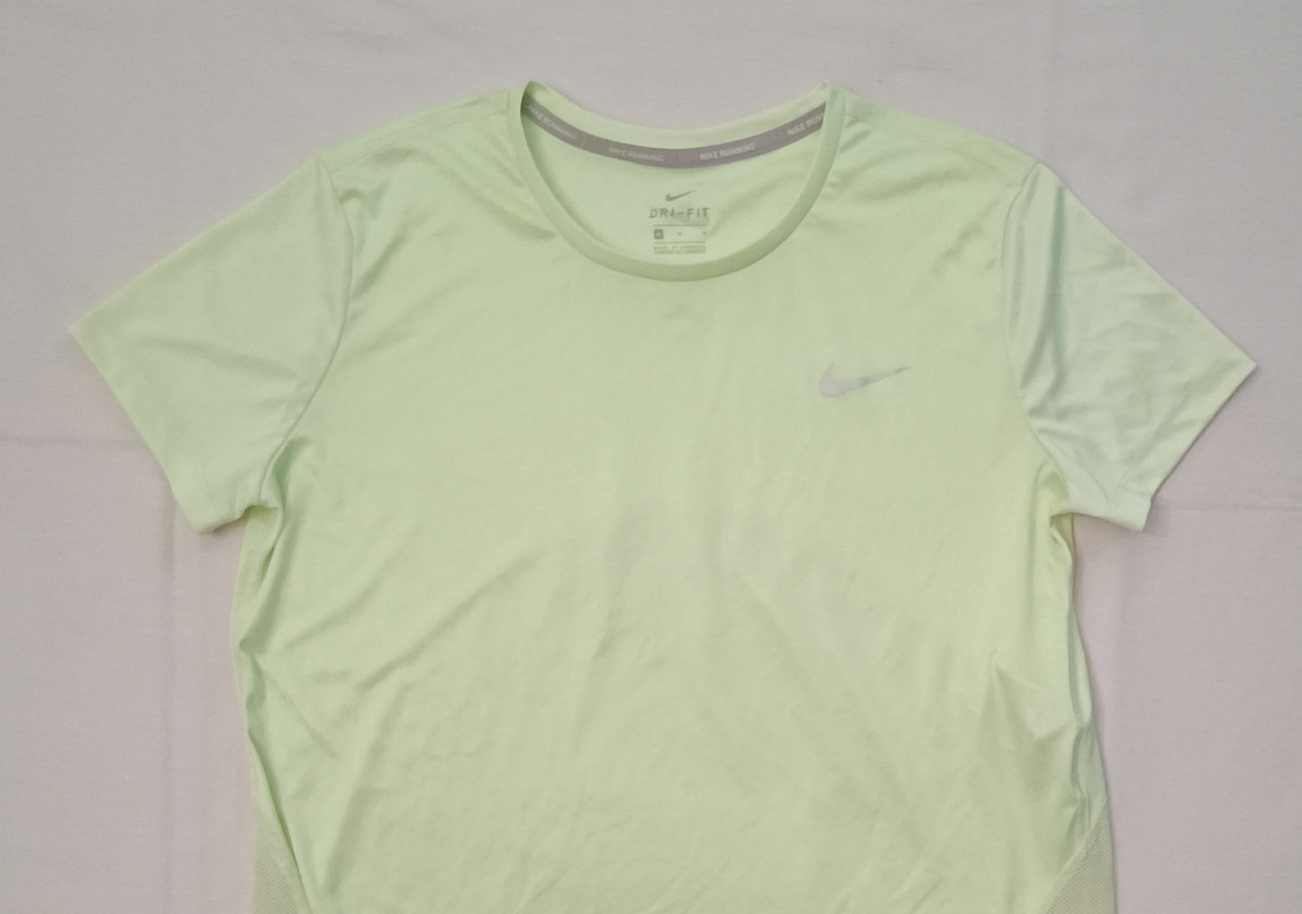 (ДАМСКО) (M) Nike DRI-FIT Tee тениска