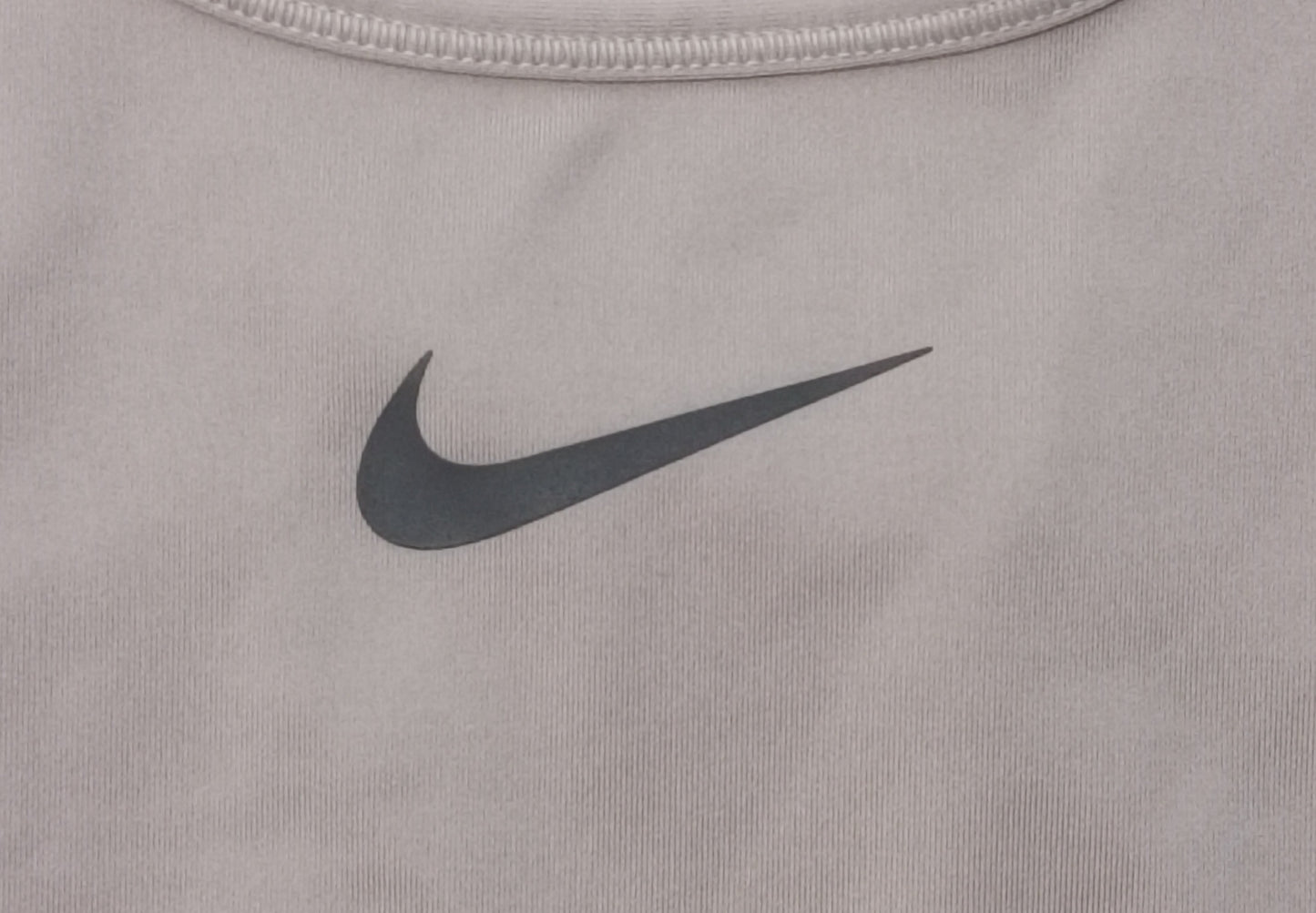 (ДАМСКО) (L) Nike DRI-FIT Bra бюстие