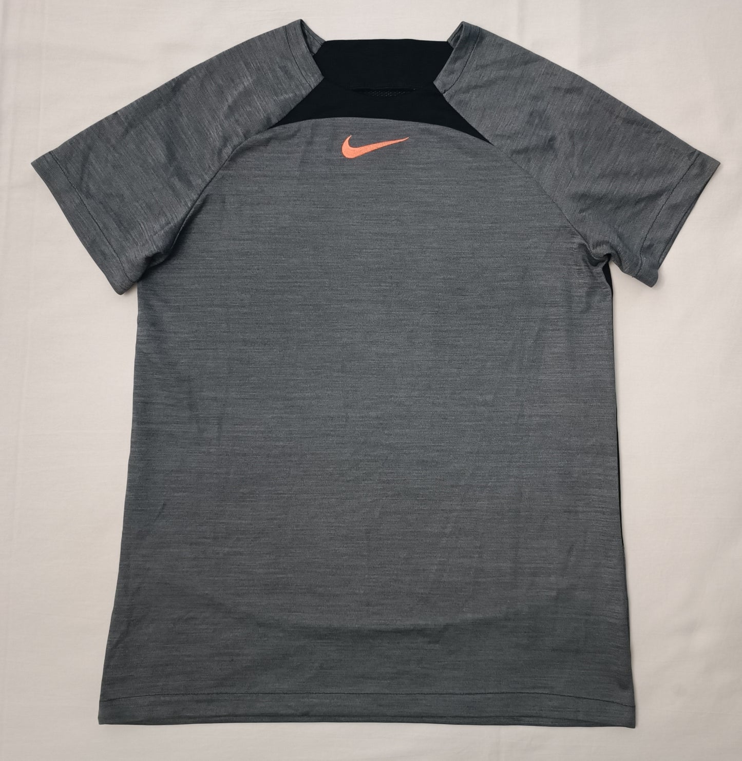 (ДЕТСКО) (Ръст 158-170см) Nike DRI-FIT Tee тениска