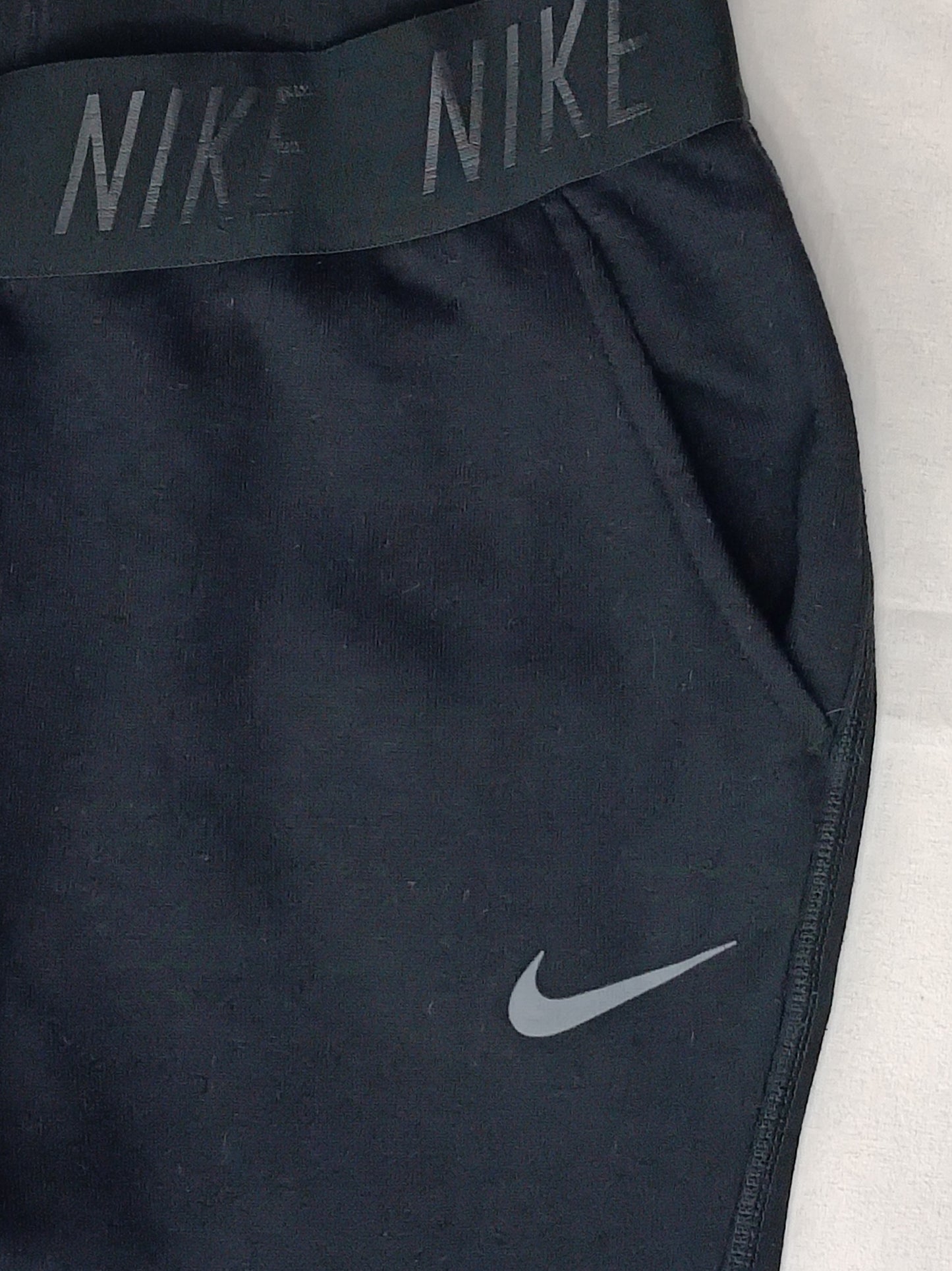 (ДАМСКО) (S) Nike DRI-FIT Pants долнище