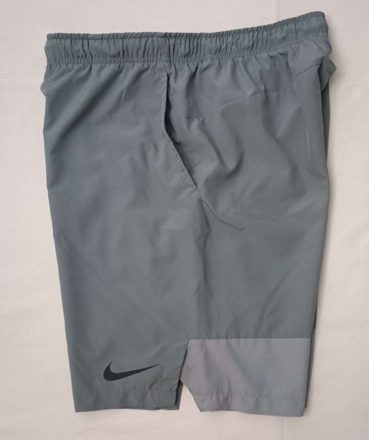 (M) Nike DRI-FIT Unlined Versatile Shorts шорти