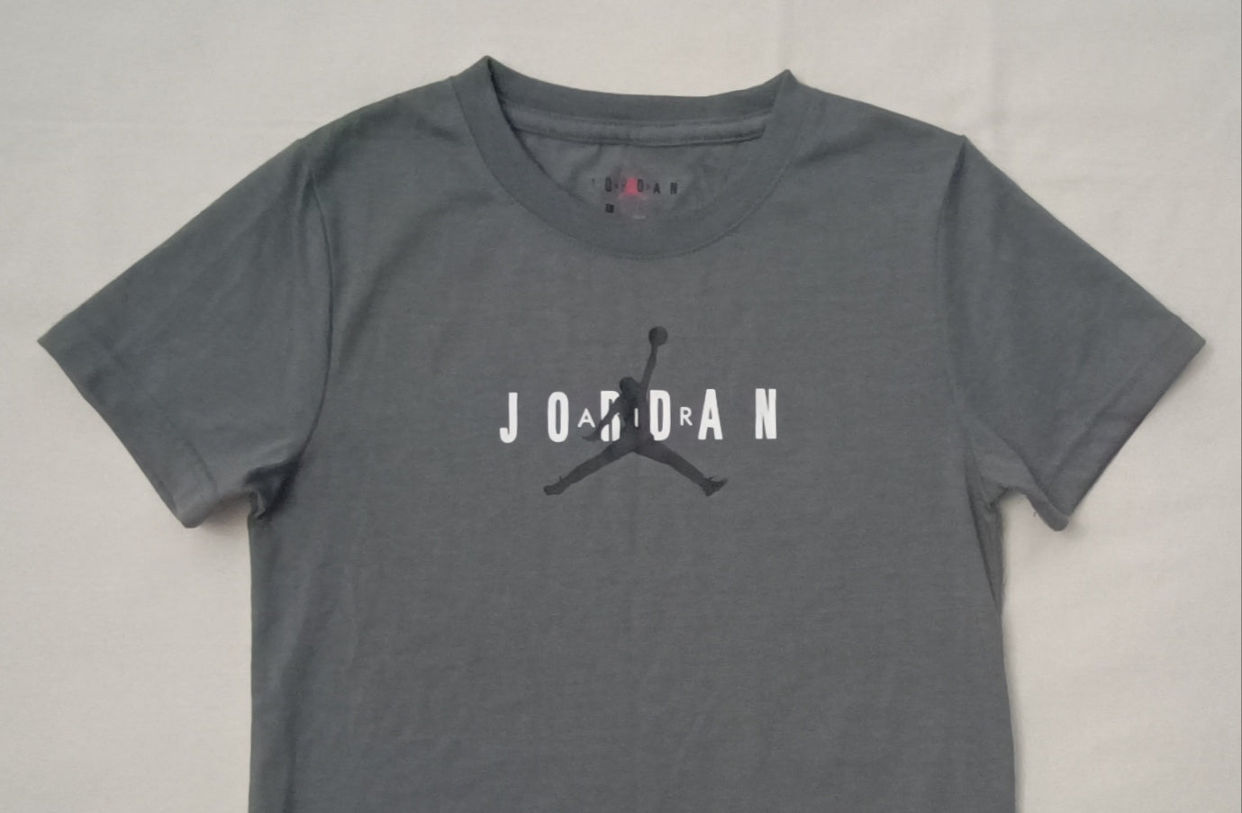 (ДЕТСКО) (Ръст 116-122см) Jordan AIR Nike Sportswear Logo Tee тениска