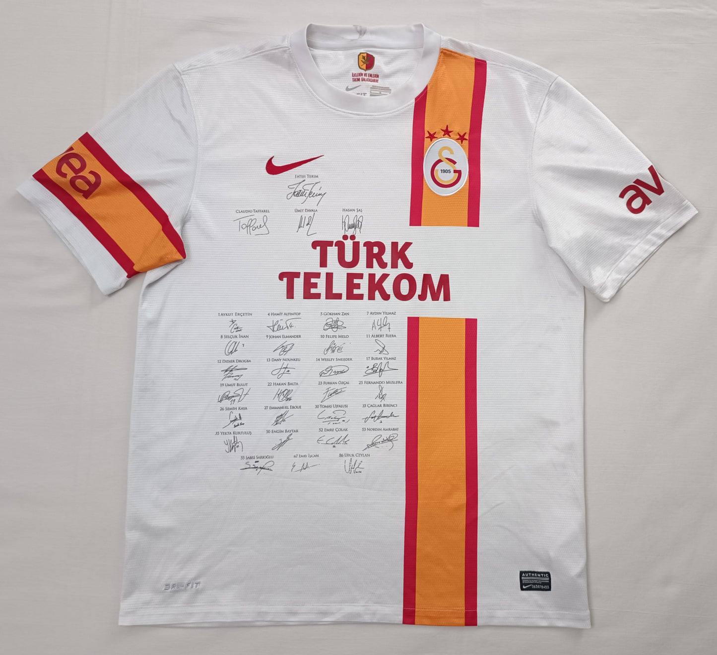 (L) Nike DRI-FIT Galatasaray 2012/13 Printed Signatures Away Jersey тениска
