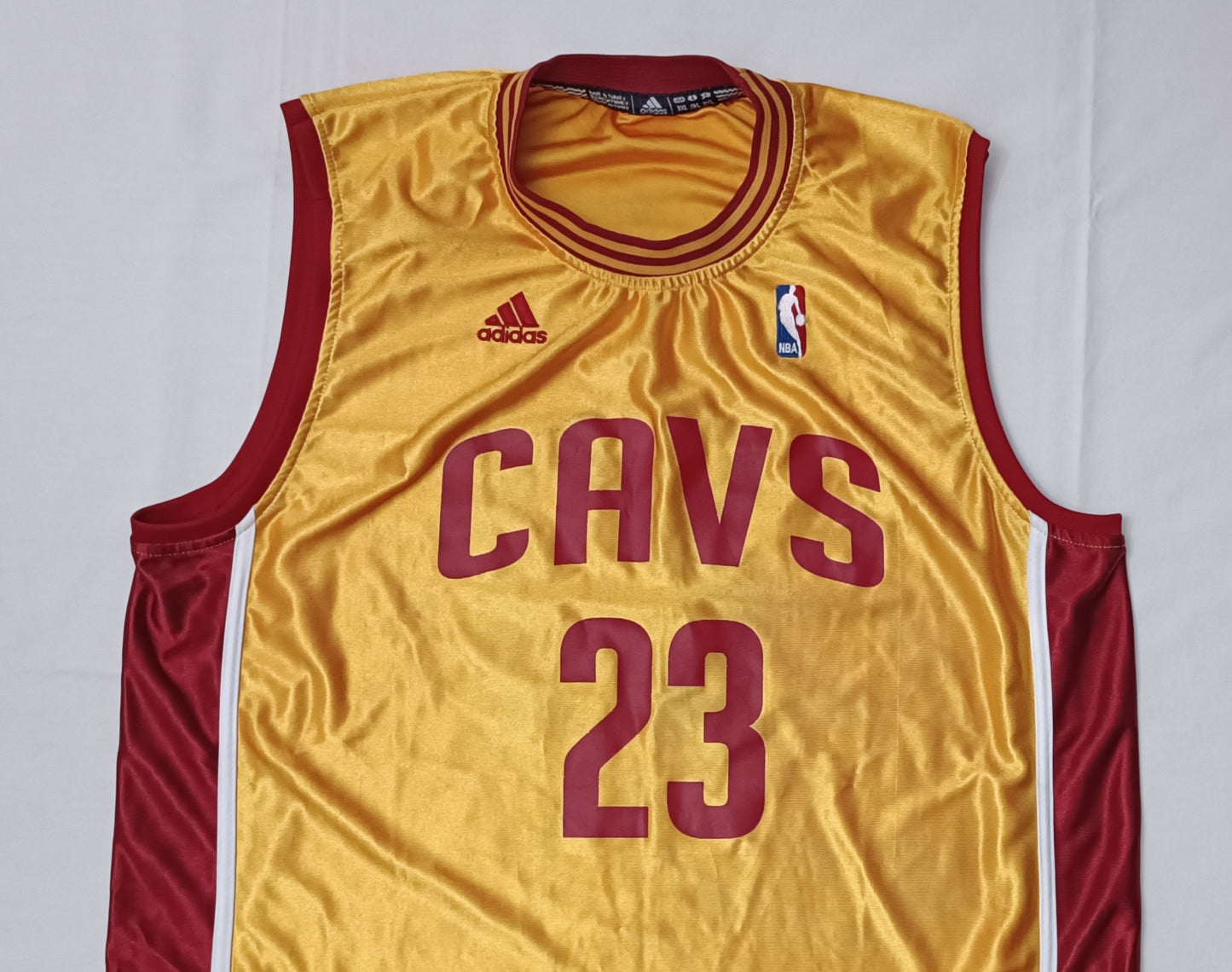 (3XL) Adidas NBA Cleveland Cavaliers #23 Jersey потник