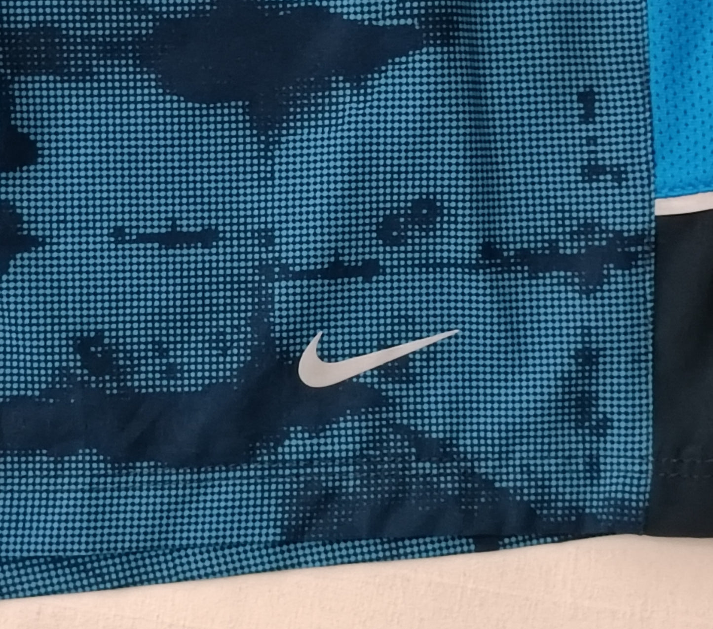 (M) Nike DRI-FIT Shorts шорти