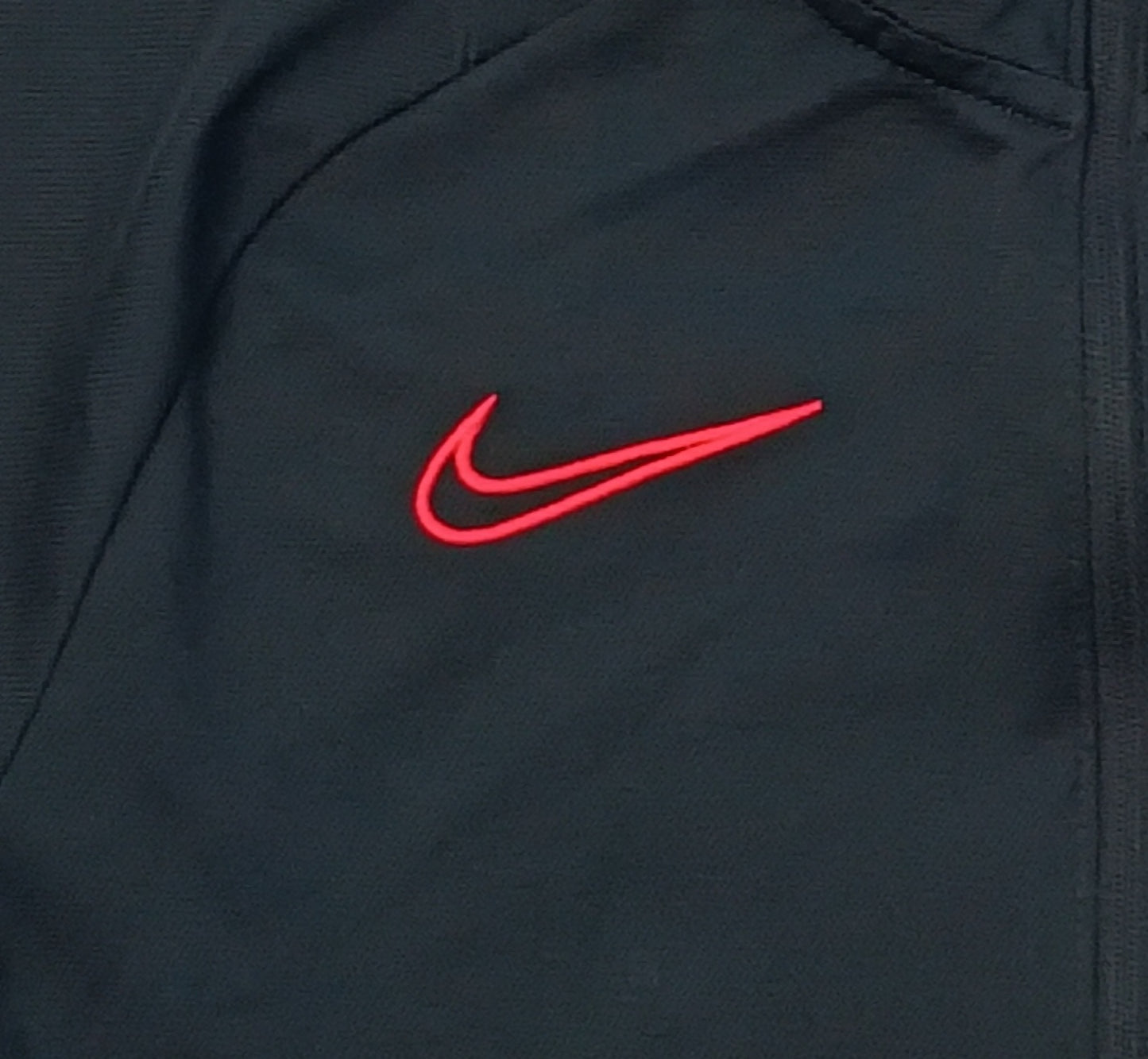 (ДАМСКО) (XS) Nike DRI-FIT Strike Top горнище