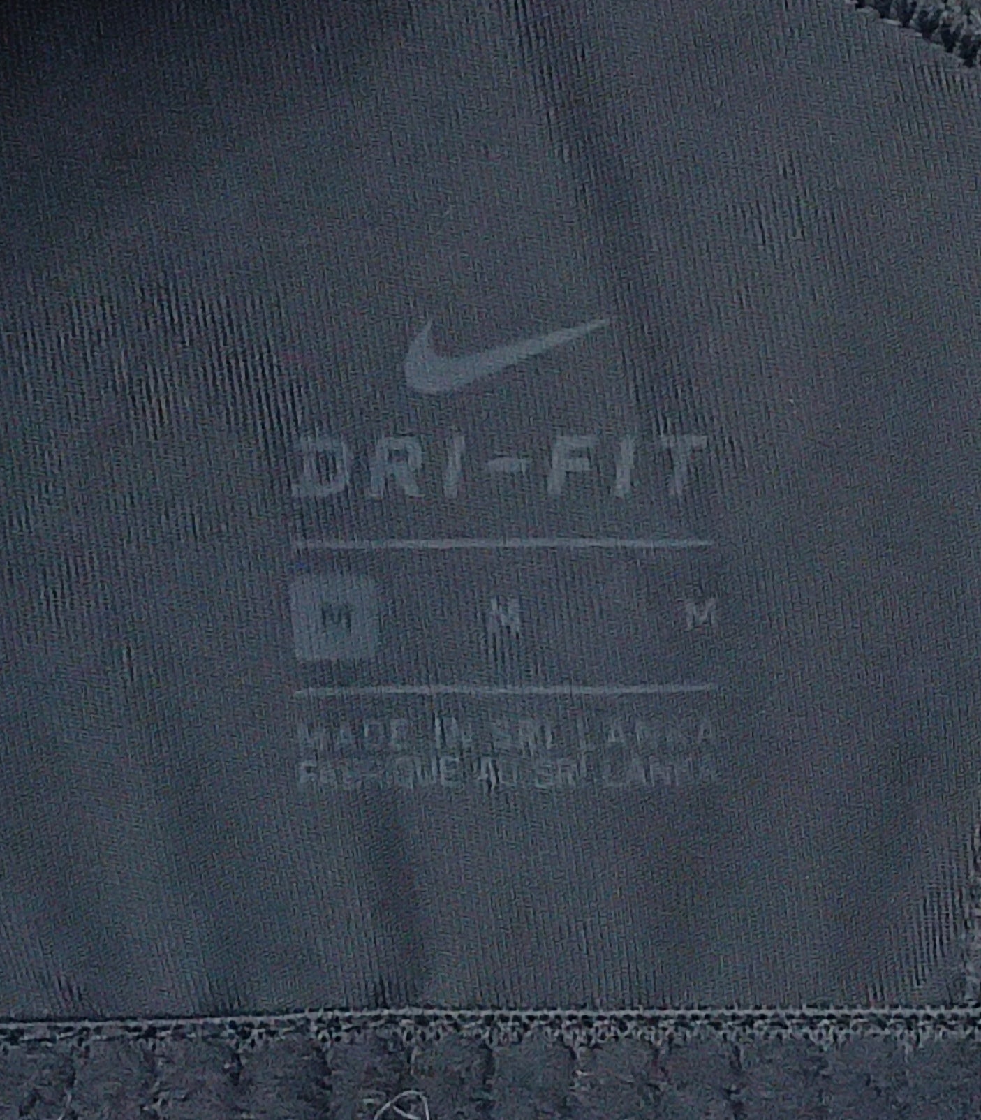 (ДАМСКО) (M) Nike DRI-FIT Bra бюстие