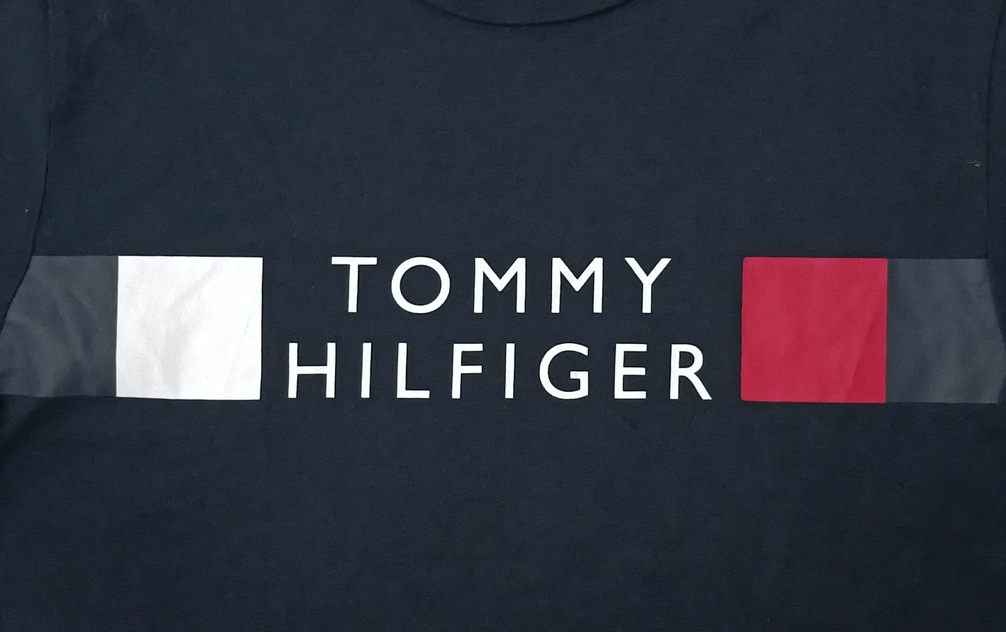 (S) Tommy Hilfiger тениска