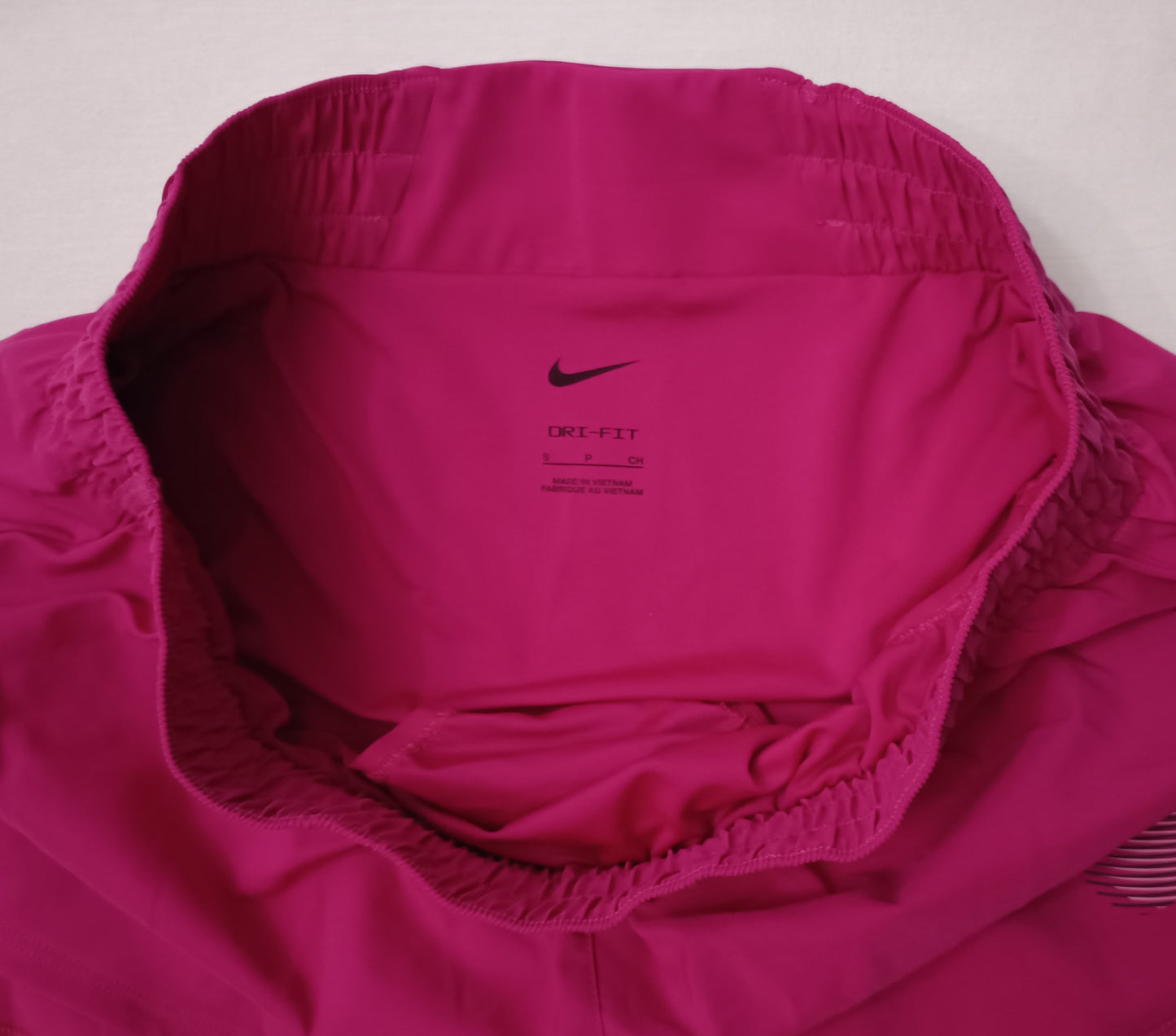 (ДАМСКО) (S) Nike DRI-FIT One Swoosh Shorts шорти