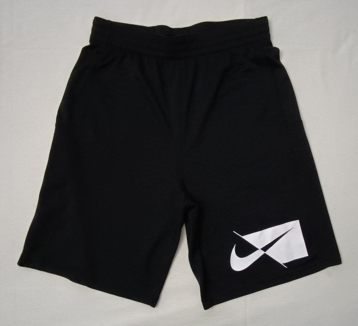 (ДЕТСКО) (Ръст 158-170см) Nike DRI-FIT Swoosh Shorts шорти