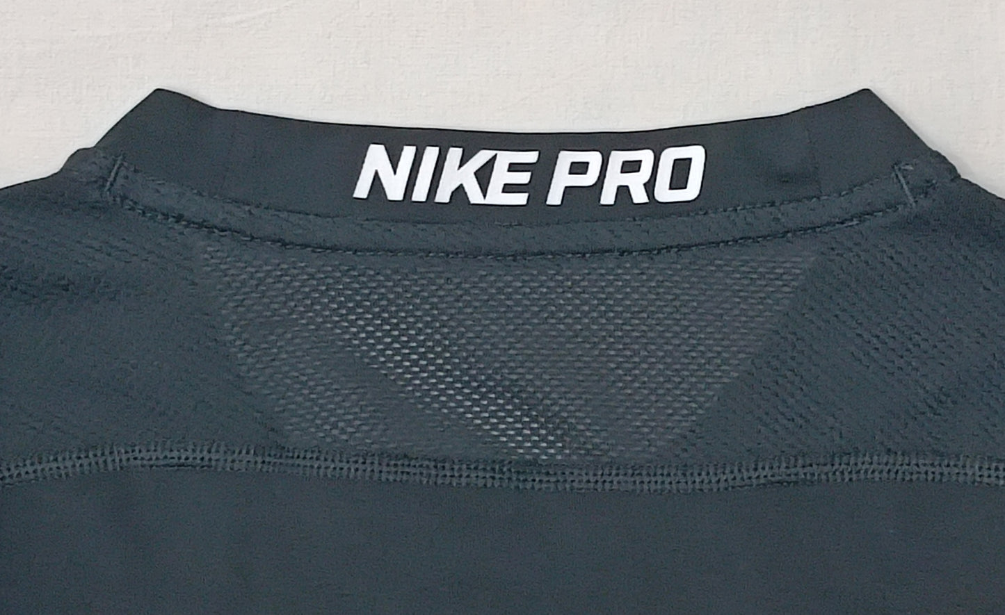 (ДЕТСКО) (Ръст 147-158см) Nike PRO DRI-FIT Tee тениска