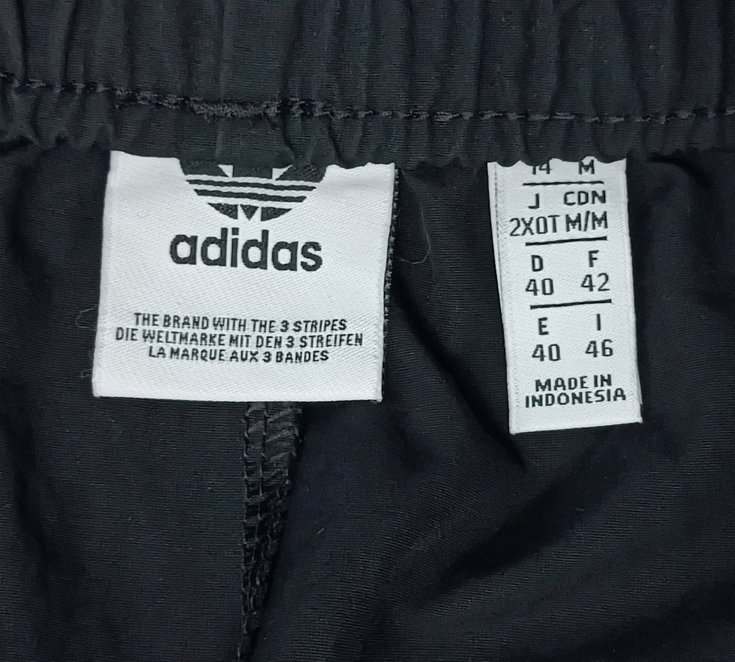 (ДАМСКО) (M) Adidas Originals Trefoil Woven Pants долнище