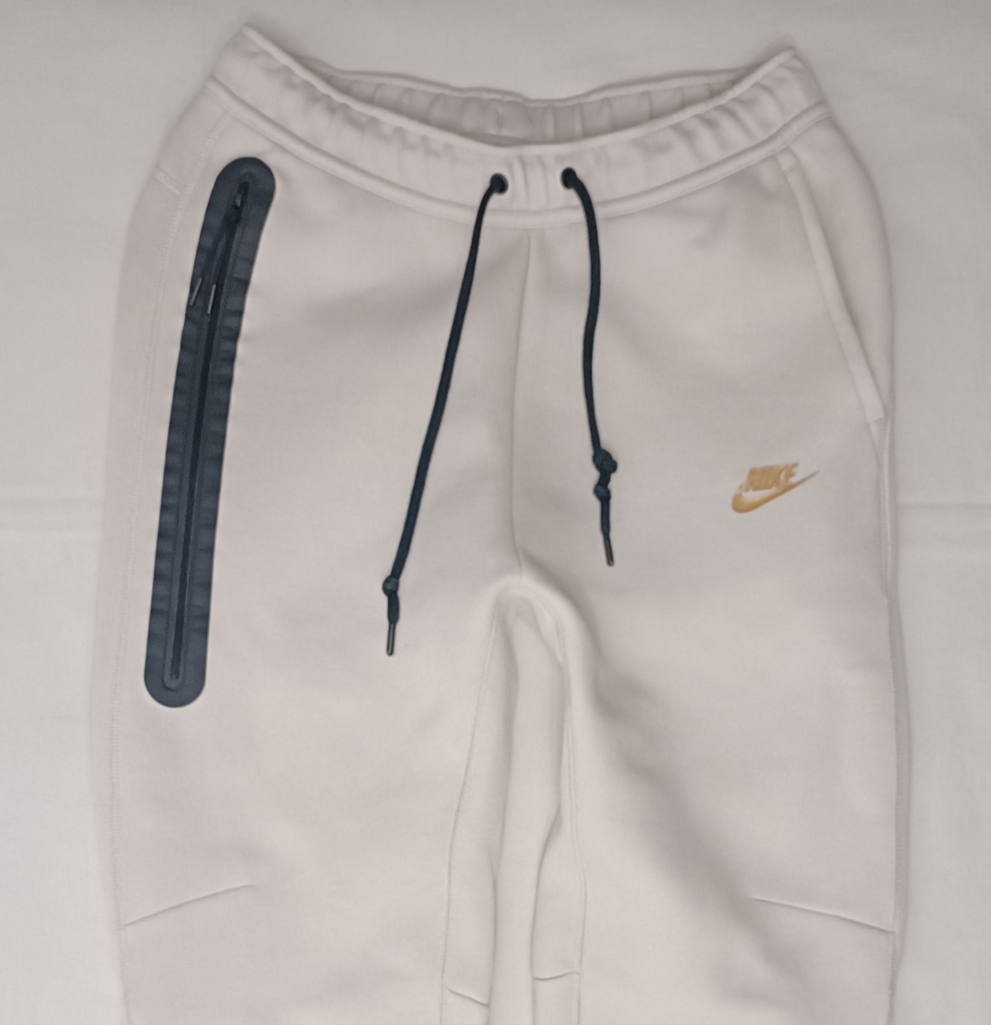 (ДАМСКО) (S) Nike Tech Fleece Sweatpants долнище