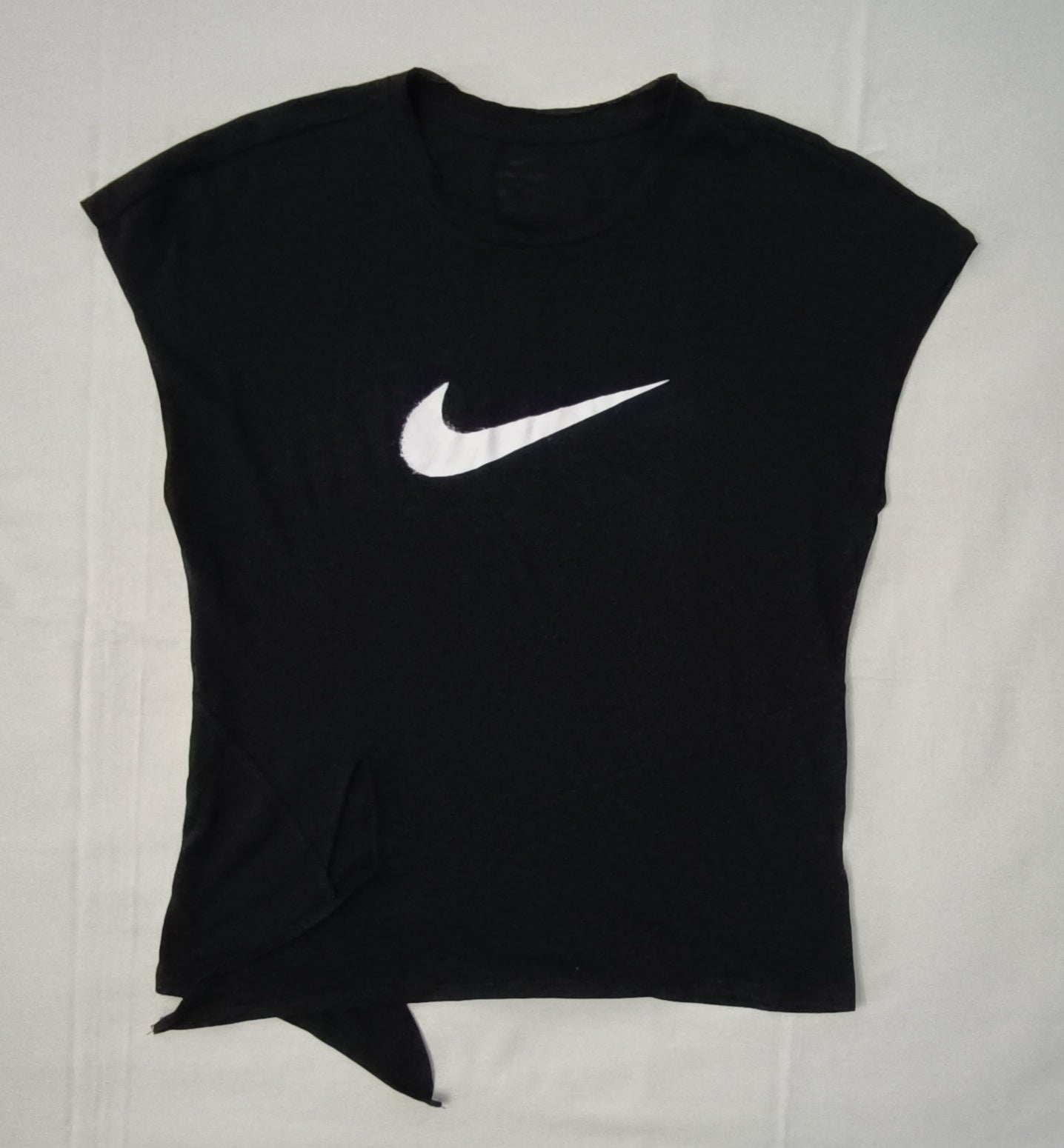 (ДАМСКО) (XS) Nike DRI-FIT Swoosh Tee тениска