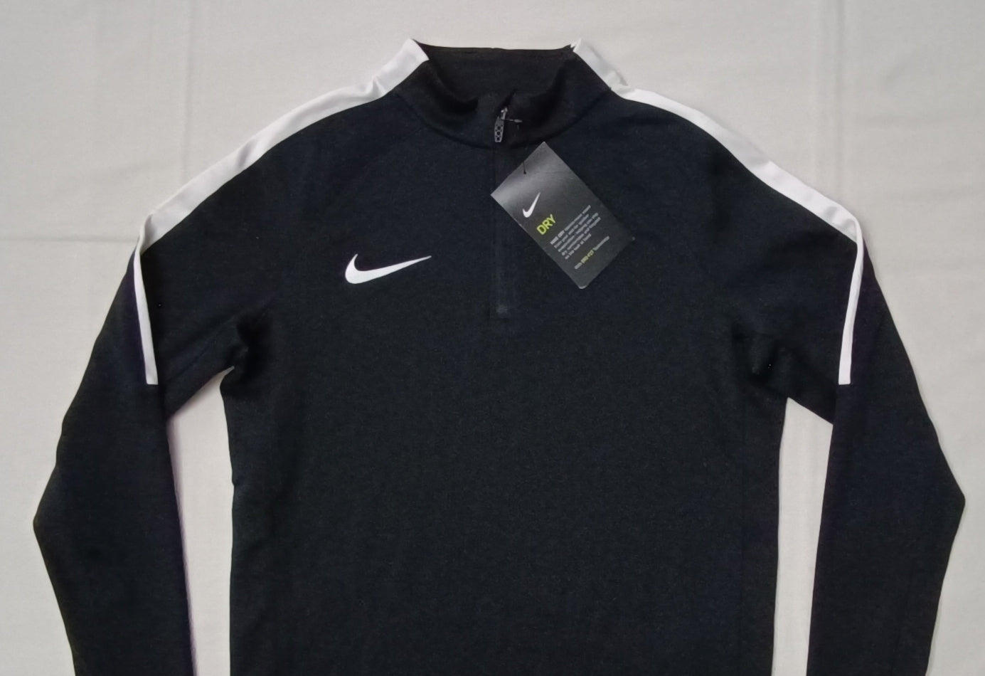 (ДЕТСКО) (Ръст 137-147см) Nike DRI-FIT Top горнище