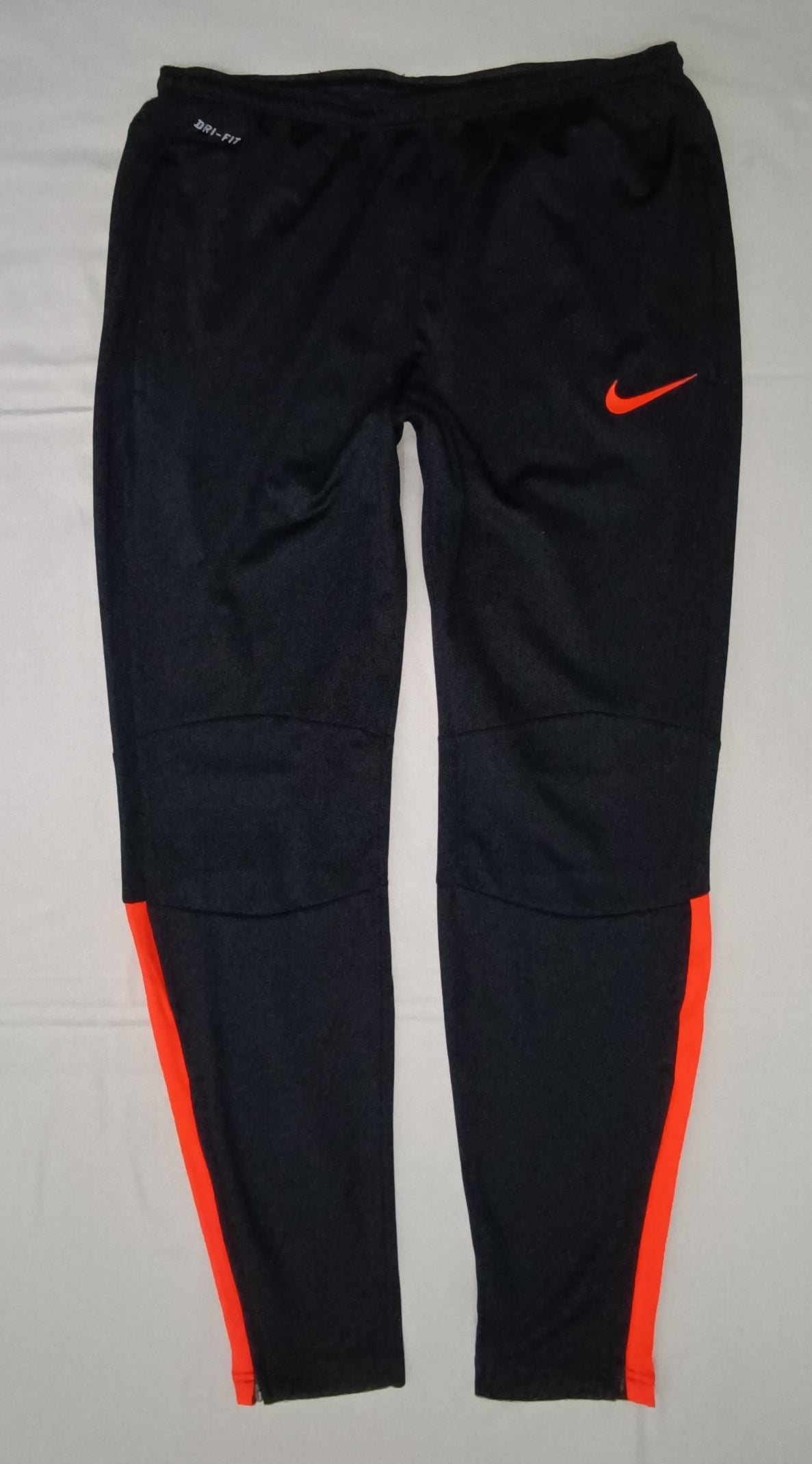(L) Nike DRI-FIT Pants долнище