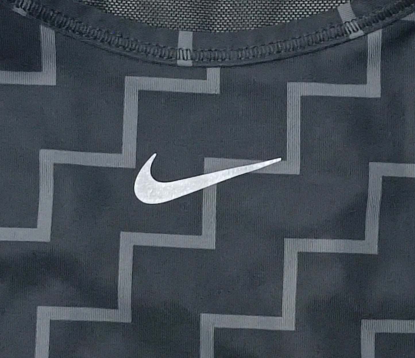 (ДАМСКО) (S) Nike DRI-FIT Bra бюстие