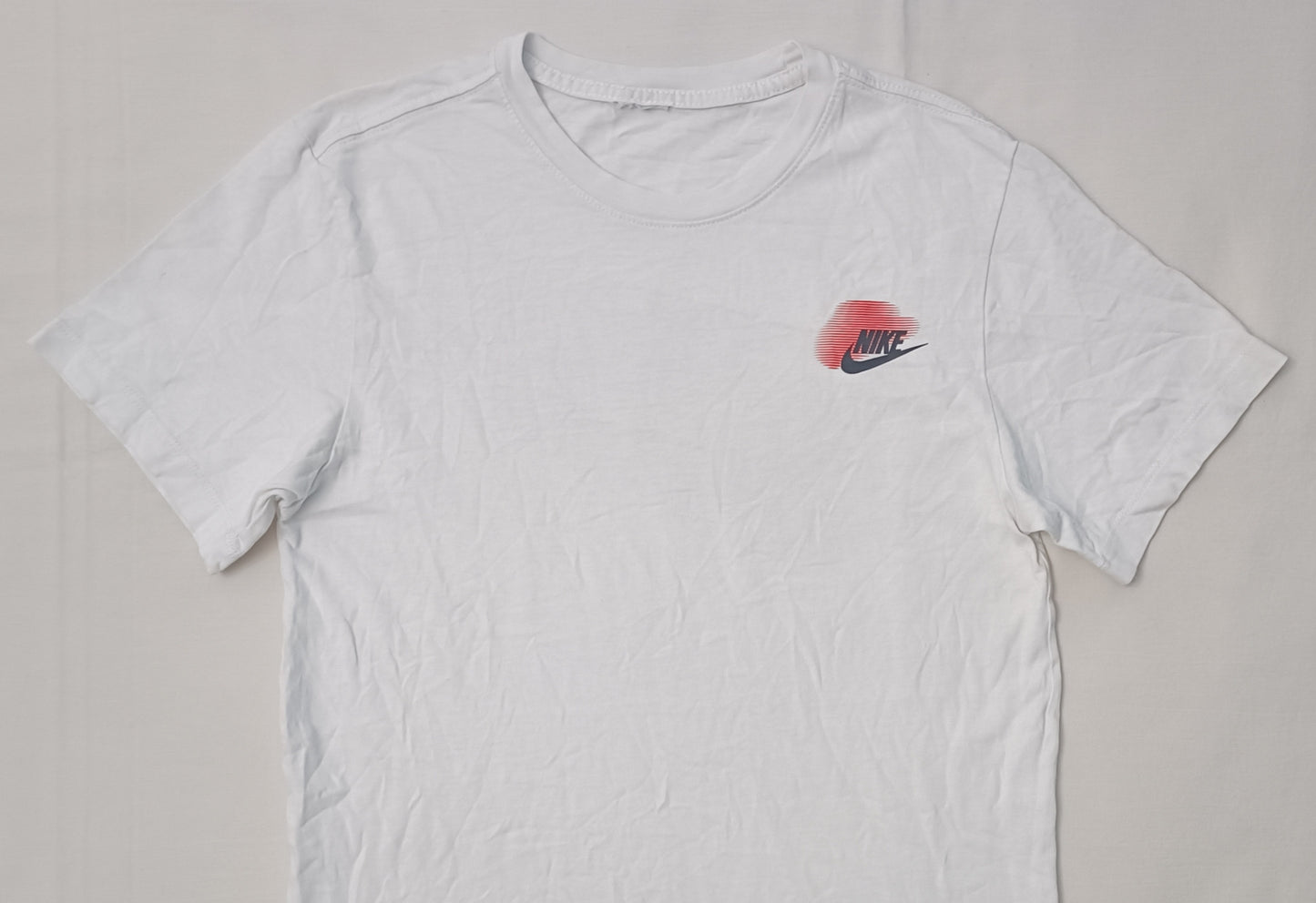 (XS) Nike Sportswear Tee тениска