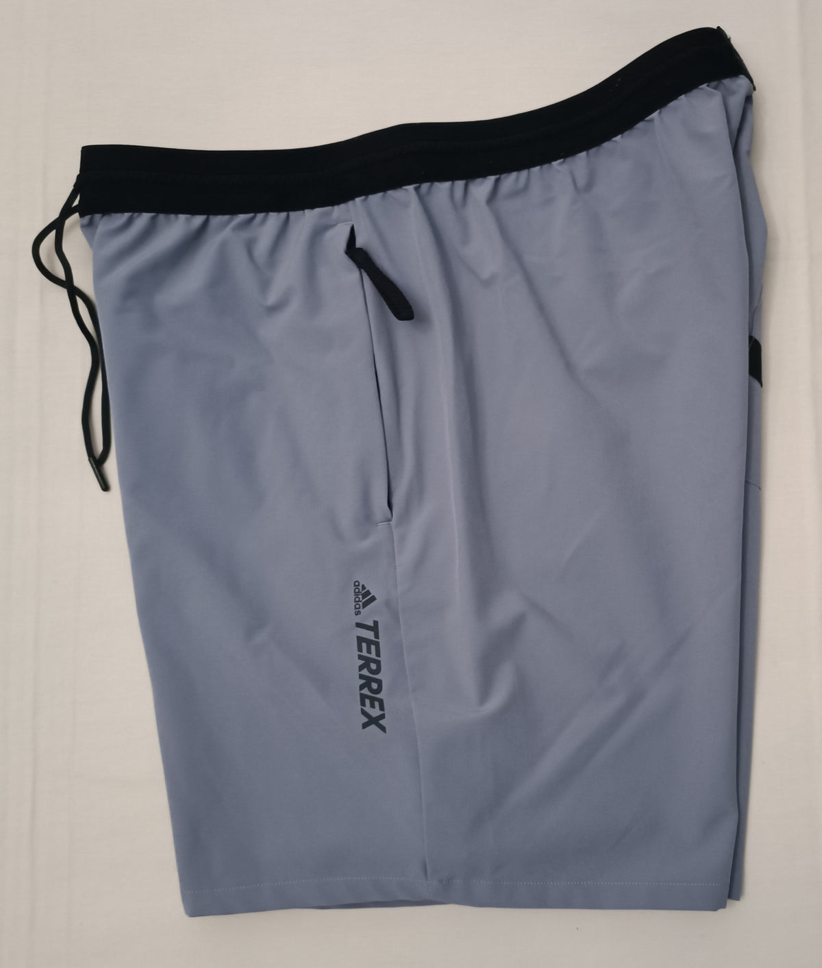 (L) Adidas Terrex Shorts шорти