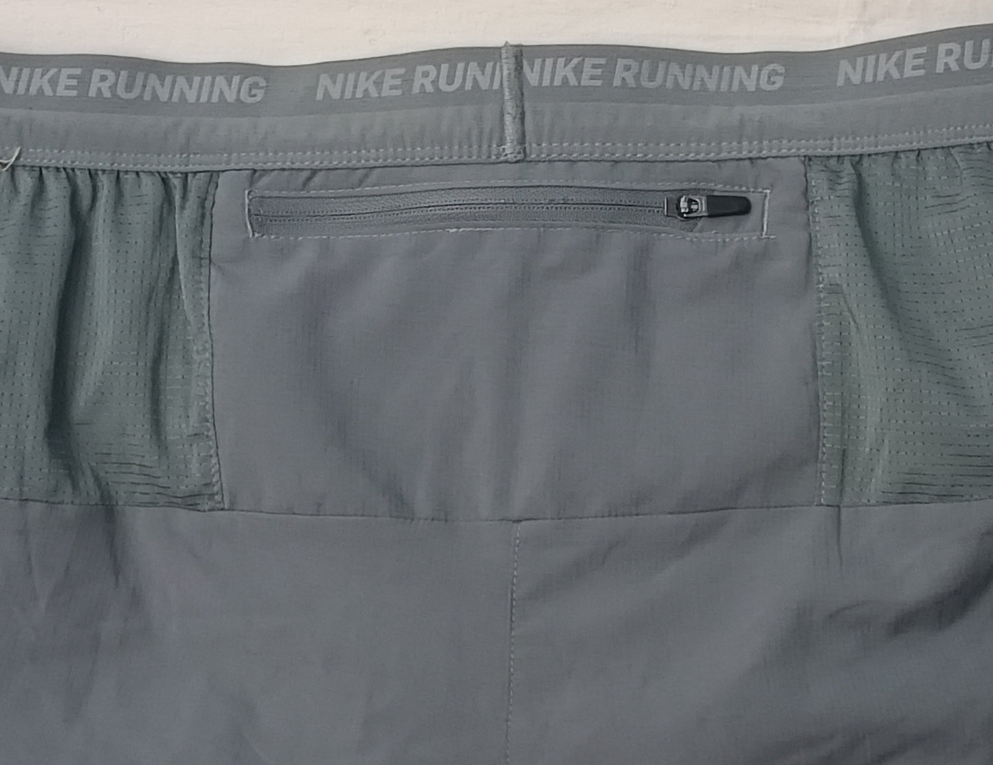 (M) Nike DRI-FIT Stride Shorts шорти