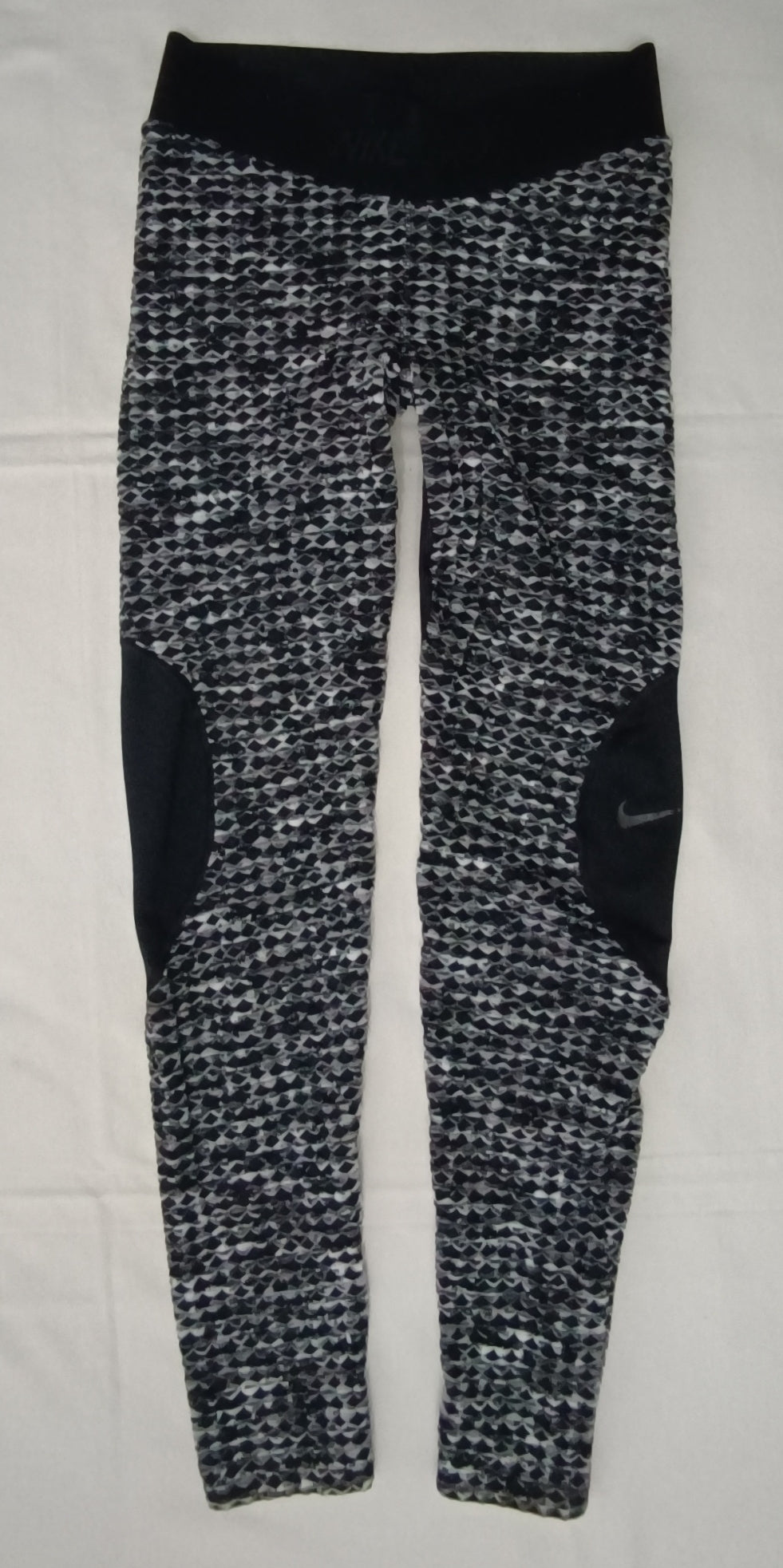 (ДАМСКО) (M) Nike PRO Hyperwarm Tights клин