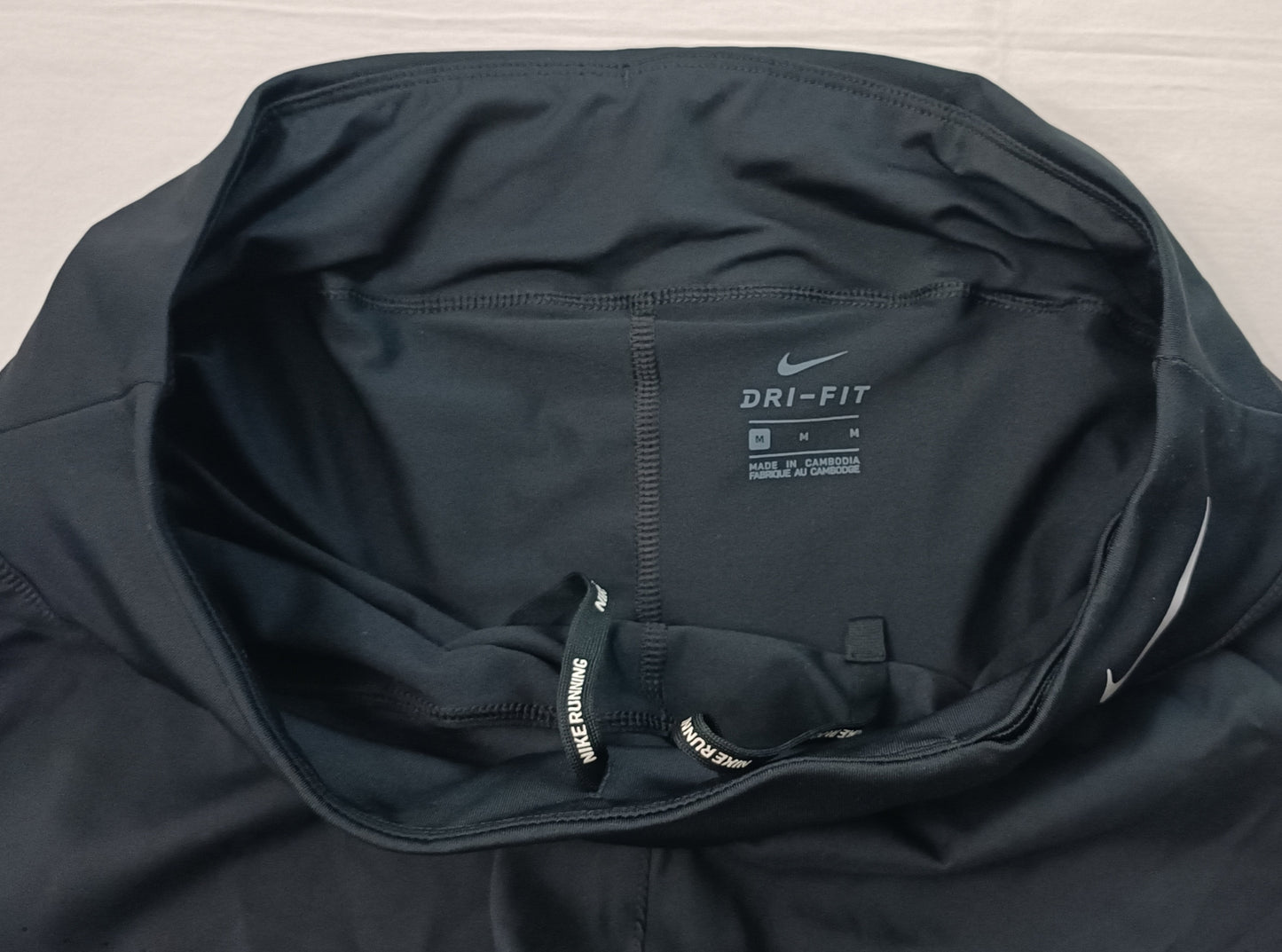 (ДАМСКО) (M) Nike DRI-FIT 2in1 Shorts шорти с клин 2в1