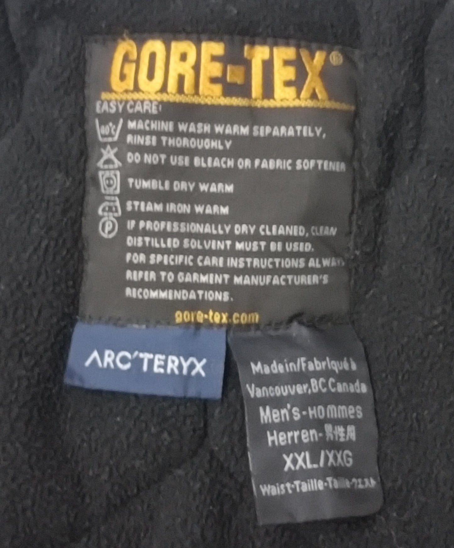 (2XL) Arc'teryx Gore-Tex XGR Jacket яке