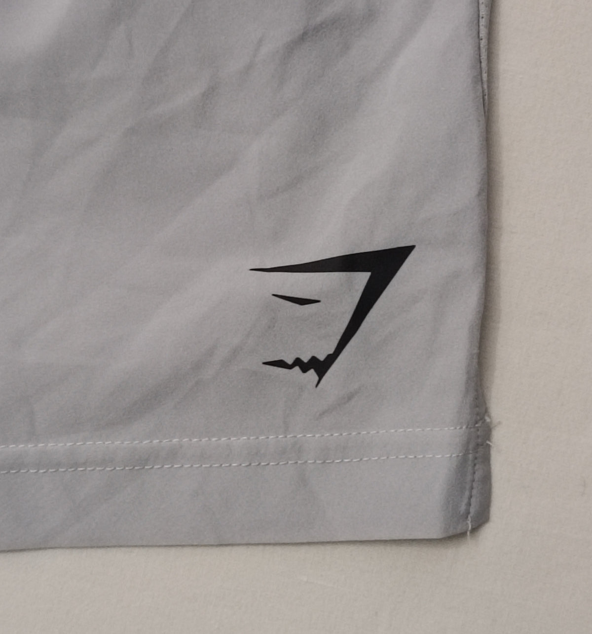 (S) Gymshark Sport Stripe Shorts шорти