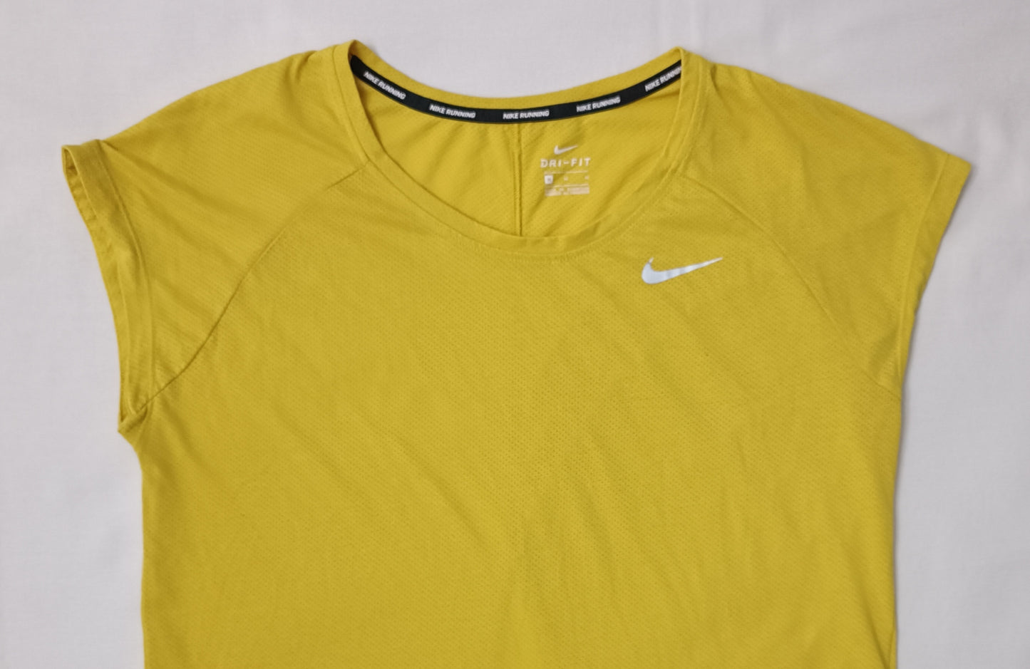 (ДАМСКО) (M) Nike DRI-FIT Tee тениска