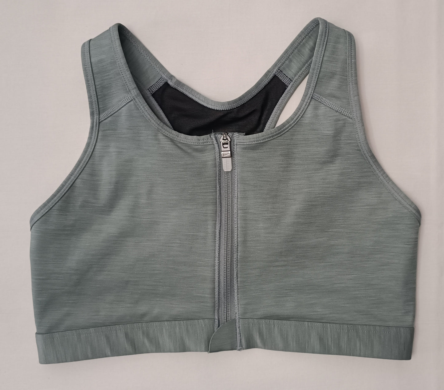 (ДАМСКО) (L) Nike DRI-FIT Bra бюстие