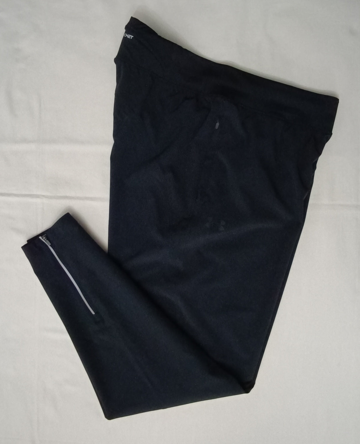 (ДАМСКО) (M) Under Armour UA Out Run Tracksuit екип (горнище и долнище)