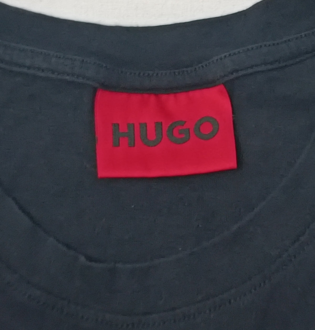 (M) Hugo Boss Shirt тениска